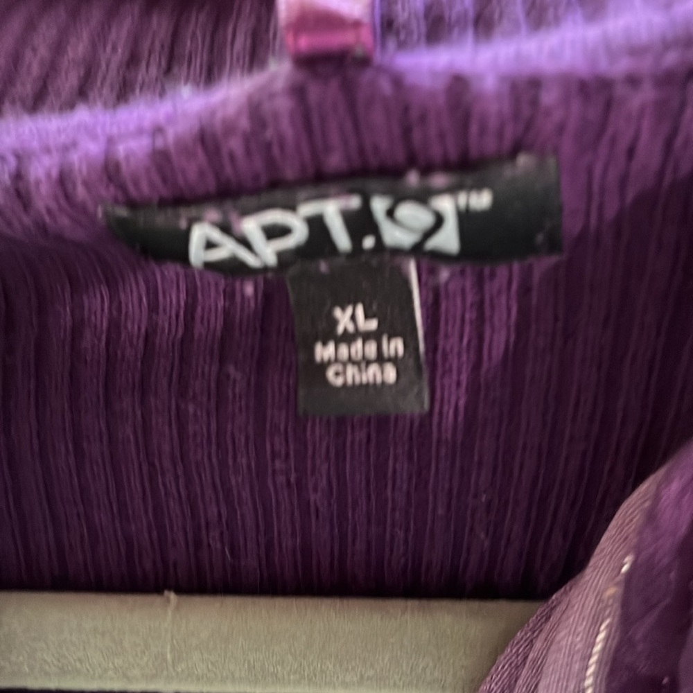 Kohl’s apartment nine extra large purple ribbed sweater with matching scarf - Picture 6 of 8